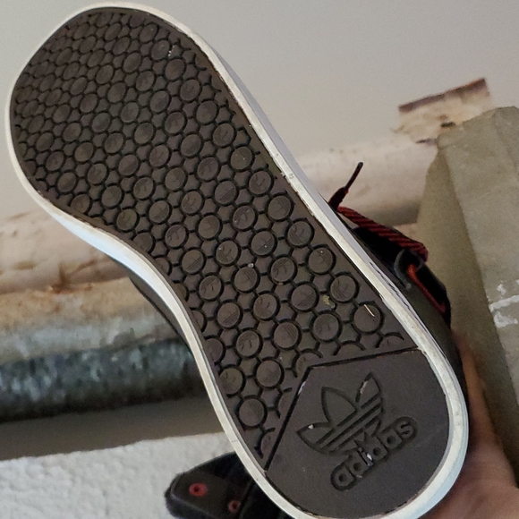 Adidas sneakers - Picture 4 of 7